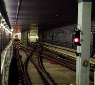 Metro Młociny - zwrotnica