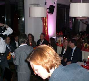 Spanish hoteliers receiving award