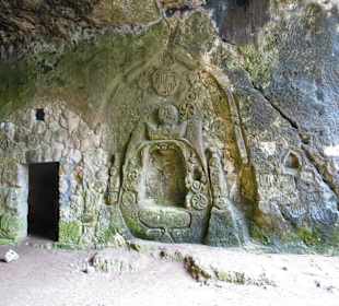 Große Höhle