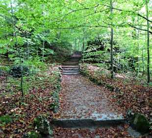 Rundweg durch den Felsengarten Sanspareil
