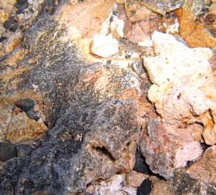 Im Innern der Höhle