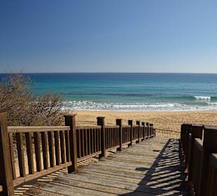 Gleich, ab ins azurblaue Wasser