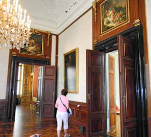 Zimmertüren mit Gemälden