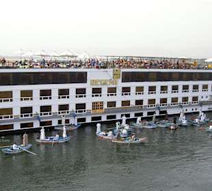 Esna-Schleusse_Fliegende Händler