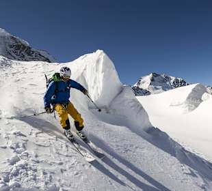 Sport im Winter, Skifahern im Hostel by Randolins