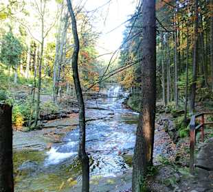 Herbst in Harrachov im Mummelfall
