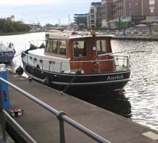 Hafen Emden - die "Aurich"