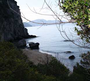 Der Strand von Mirtiotissa