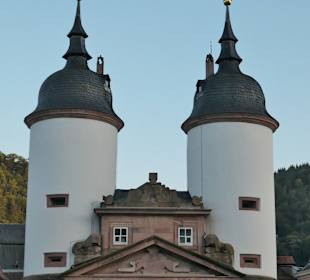 Blick zum Brückentor der Alten Brücke
