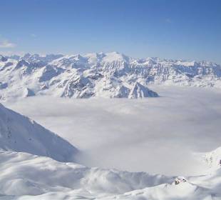 Die Gipfel im Morgennebel