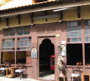 Kafenion Bekir Karakusu 