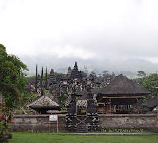 Muttertempel Pura Besakih - Pasar Agung