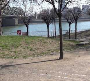 Heinrich-Böll-Platz