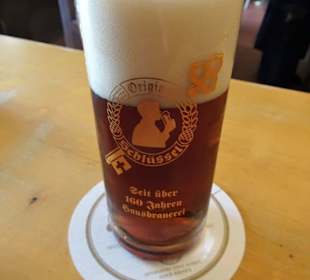 Leckeres Alt in der Hausbrauerei Zum Schlüssel