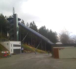 Wanderung zur Schanze; Anlauf