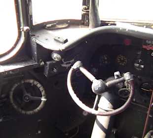 Cockpit DC-4