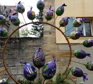 Osterbrunnen in Ottensoos