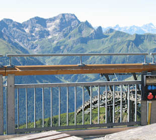 Toller Blick auf die umliegenden Berge