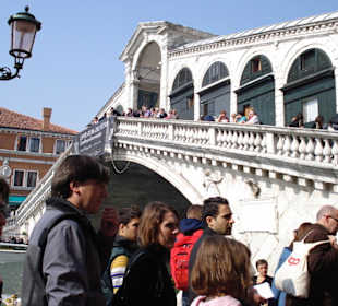 Rialto-Brücke in Venedig