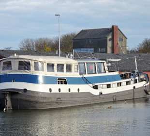 Eindrücke aus dem Hafen von Weener