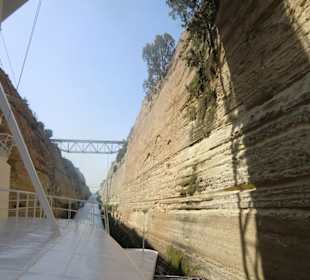 Durchfahrt  Kanal von Korinth  mit der MS Coral