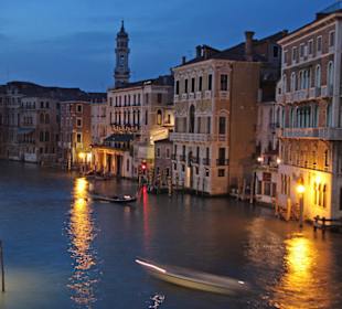 Canale Grande bei Nacht