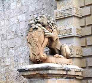 Mdina Gate