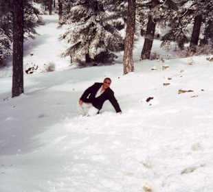 Schnee auf dem Olympos in 1800 Meter Höhe