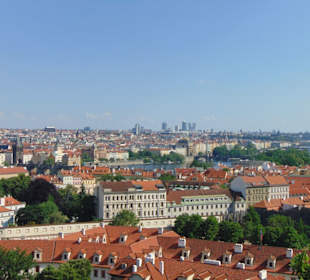 Blick von der Burg auf Prag
