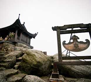 Dong (Bronze) pagoda