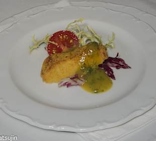 Gruß der Küche:Frittiertes Hähnchenfleisch mit Dip