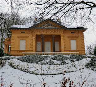 Mondäne Villen in grossen Parks