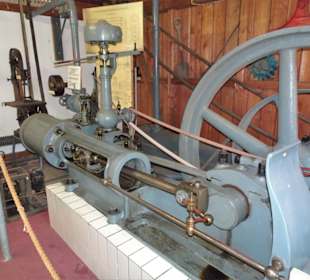 Ausstellung in der Remise der Windmühle Varel