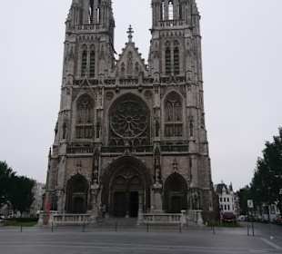 Kirche aus Ferne.