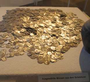 Unglaubliche Menge an Fundmünzen
