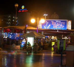 Plaza Shopping-Center