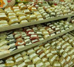 Auf dem Naschmarkt in Wien