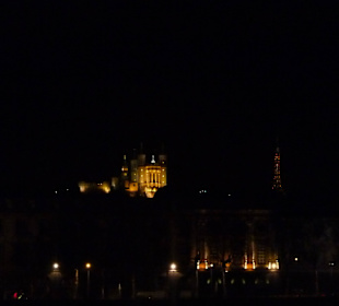 Lyon nocą
