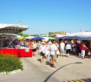 Markttag am Dienstag 7-12 Uhr