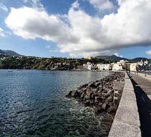 Hafen Ischia Porto