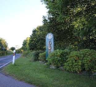 Straßenabzweig zischen Rüde und Bockholm