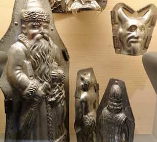 Formen für die Weihnachtsbäckerei