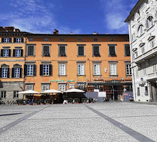 Piazza del Giglio