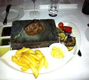 Filet auf heißem Stein