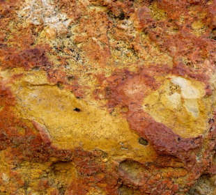 Farbenspiel am Vulkan