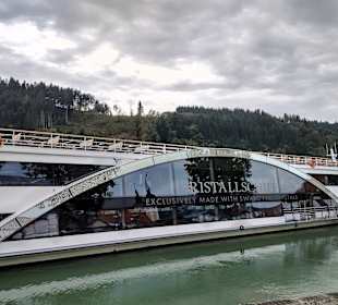 Ausflugsschiff Swarovski-Kristallschiff