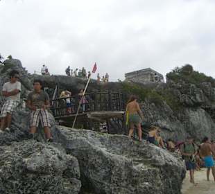 Vom Strand hoch zur Festung