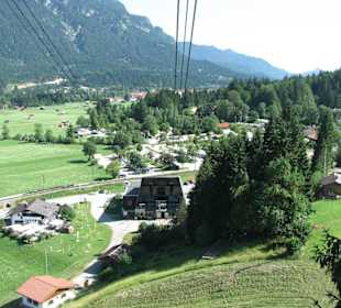Blick auf die Talstation von Oben
