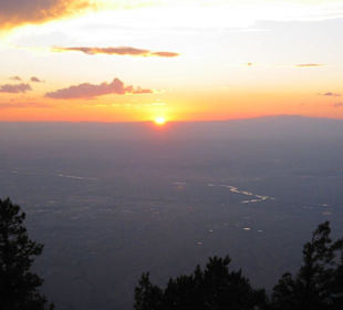 Sonnenuntergang über ABQ - Blick vom Sandia