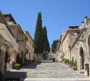 365 Treppenstufen zum Puig de Calvari von Pollenca
